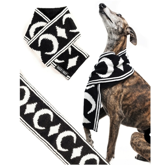 Rogue + Wolf ✦ “Moon Pupper” Knit Pet Scarf ✦ Black Vegan Yarn Celestial Print - Picture 10 of 16